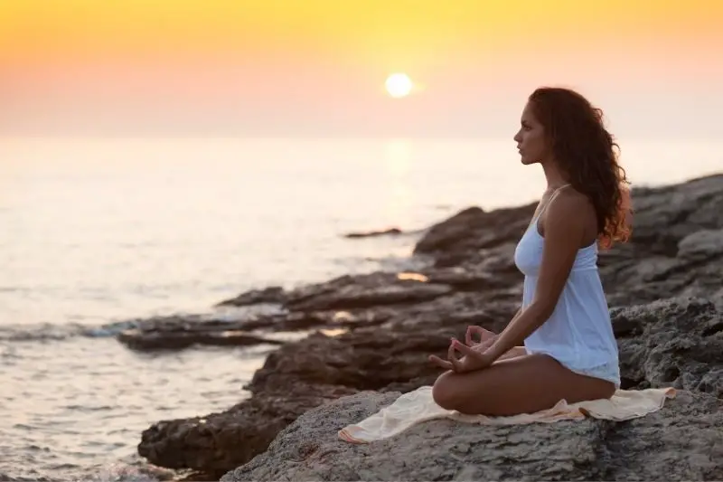 How to Be Intentional With Your Time and Prioritize Spending It Wisely